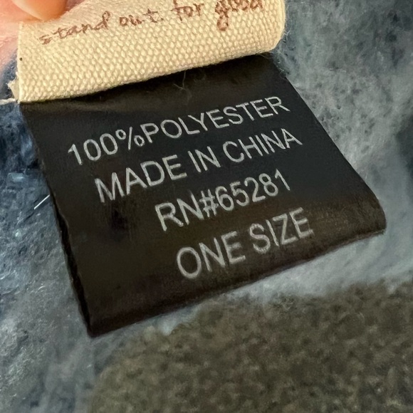 Altr’d State wrap, retail $56, like new so cozy and soft in blue and cream - Picture 4 of 5